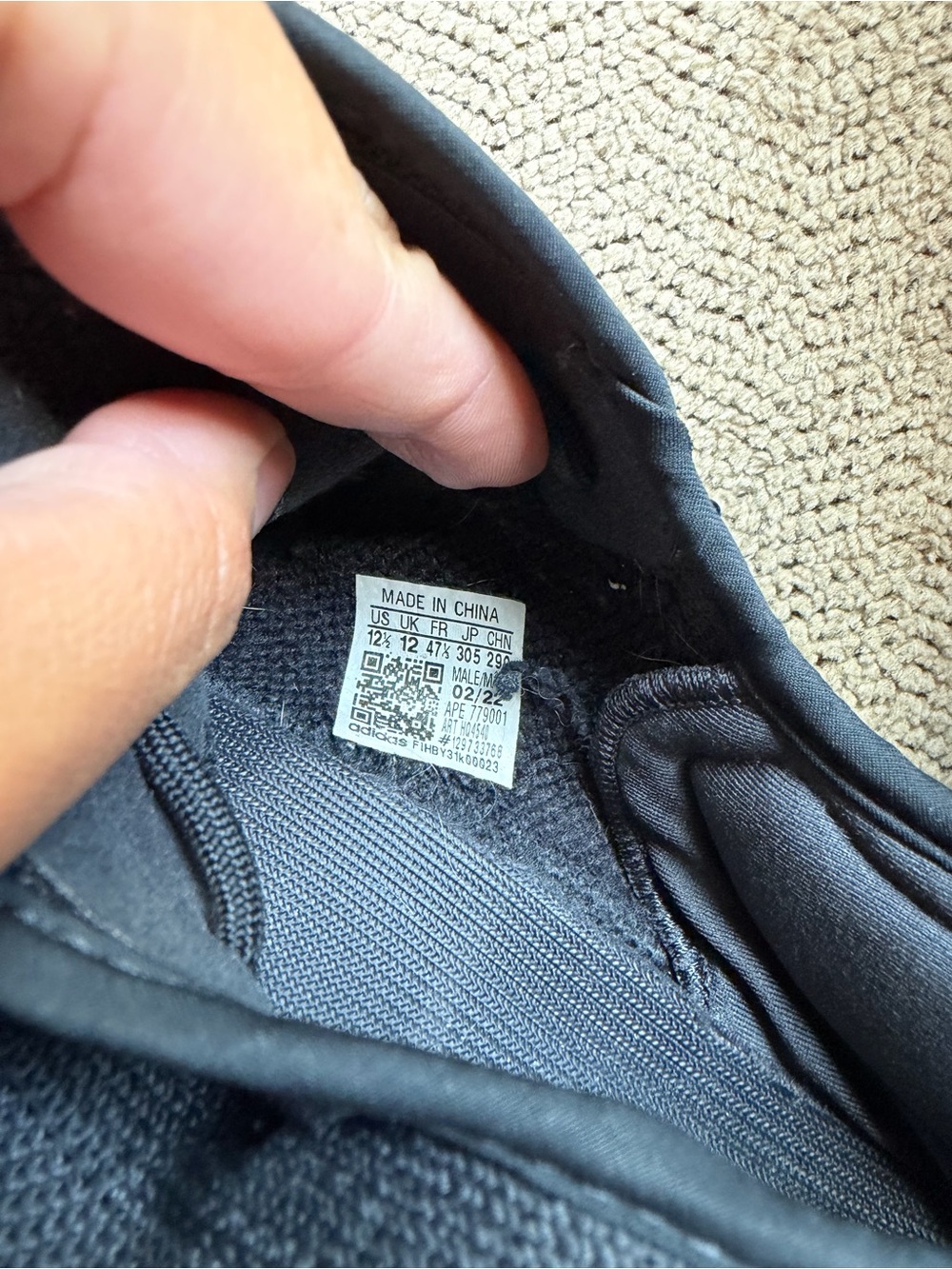 Men's Black Yeezy Sneakers 12.5 - Picture 6 of 6